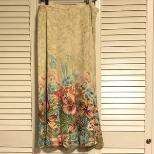 Floral print skirt